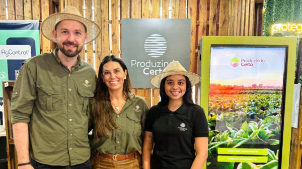 Os representantes da Produzindo Certo na Expoagro Afubra 2026