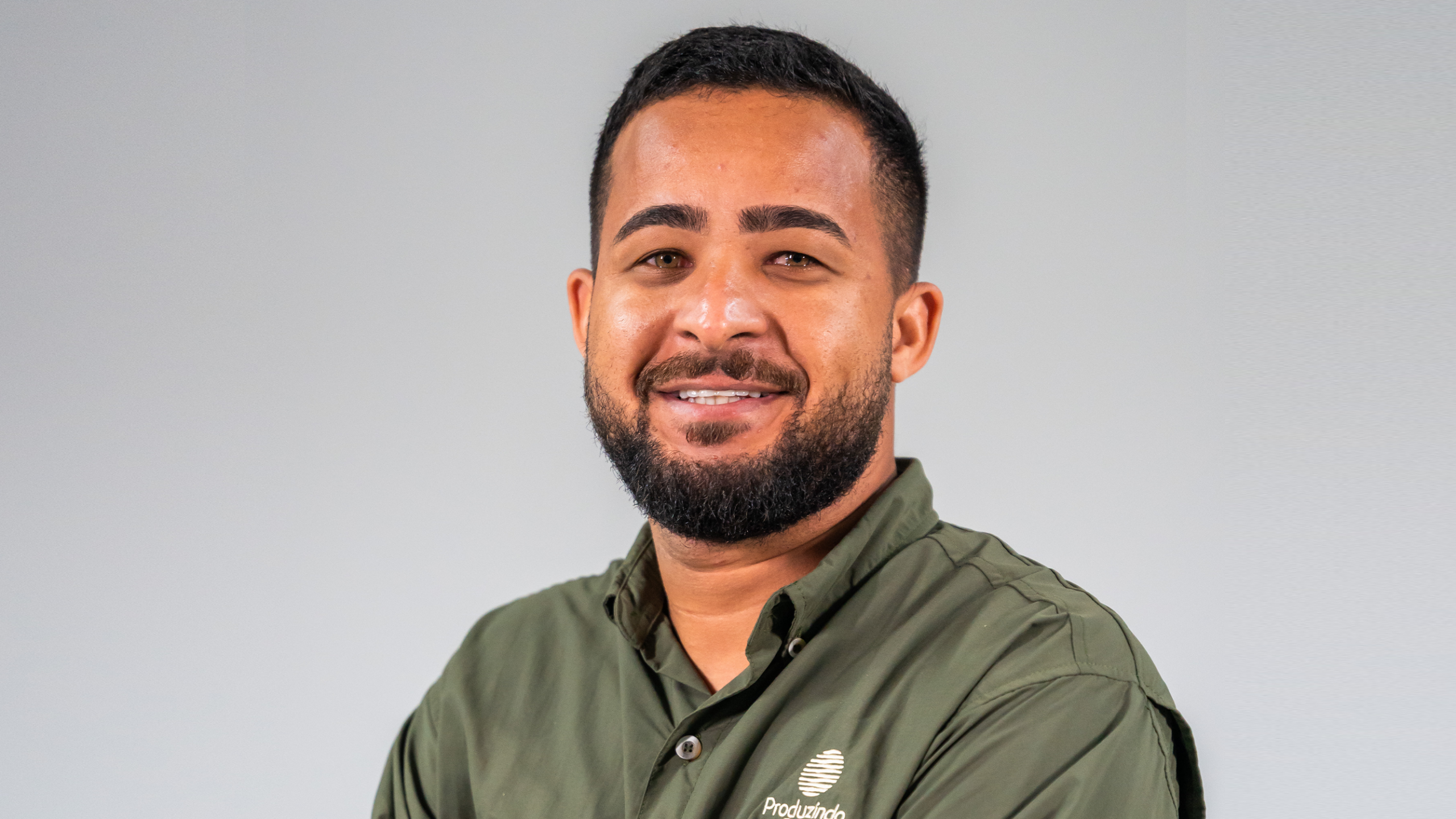 A jornada de Gildeon Araújo: A força do sertão e o compromisso com o futuro da terra A jornada de Gildeon Araújo: A força do sertão e o compromisso com o futuro da terra