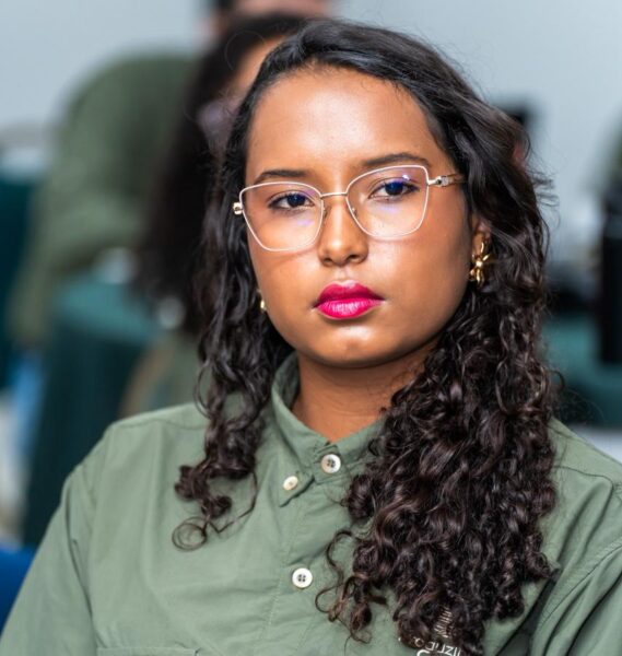 gabrielly barbosa é a prestadora de serviços do mês para o Time PC